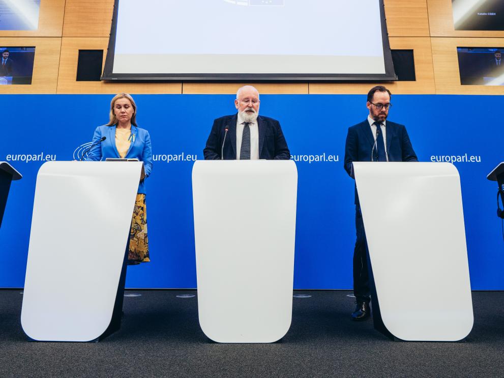 Read-out of the weekly meeting of the von der Leyen Commission by Frans Timmermans, Executive Vice-President of the European Commission, and KadriSimson, European Commissioner, on an emergency intervention to address high energy prices