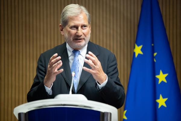 Participation of Johannes Hahn, European Commissioner, in the Diversity and Inclusion Awards ceremony 2024
